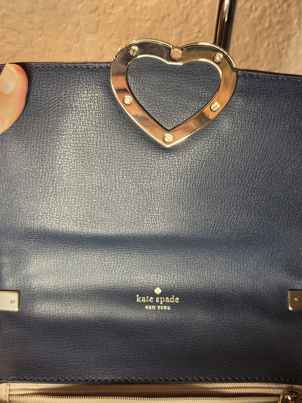Kate Spade Robyn Straw Medium Chain Saddle Bag Navy Cream WKRU6847 EUC - Picture 15 of 16